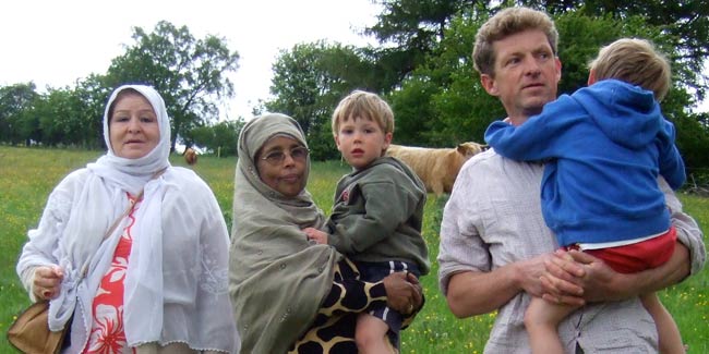  When our Somali friends heard we had a farm, we couldn't keep them away. Shamis Farah Hussen, centre, and her friend from Peshawa, Pakistan